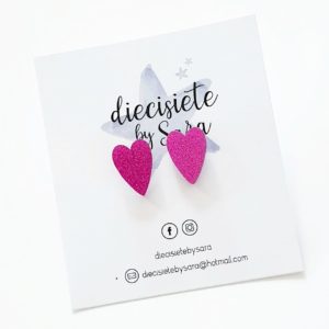 Pendientes-corazón-fucsia-mini-joyeria-acebo-diecisiete-by-sara