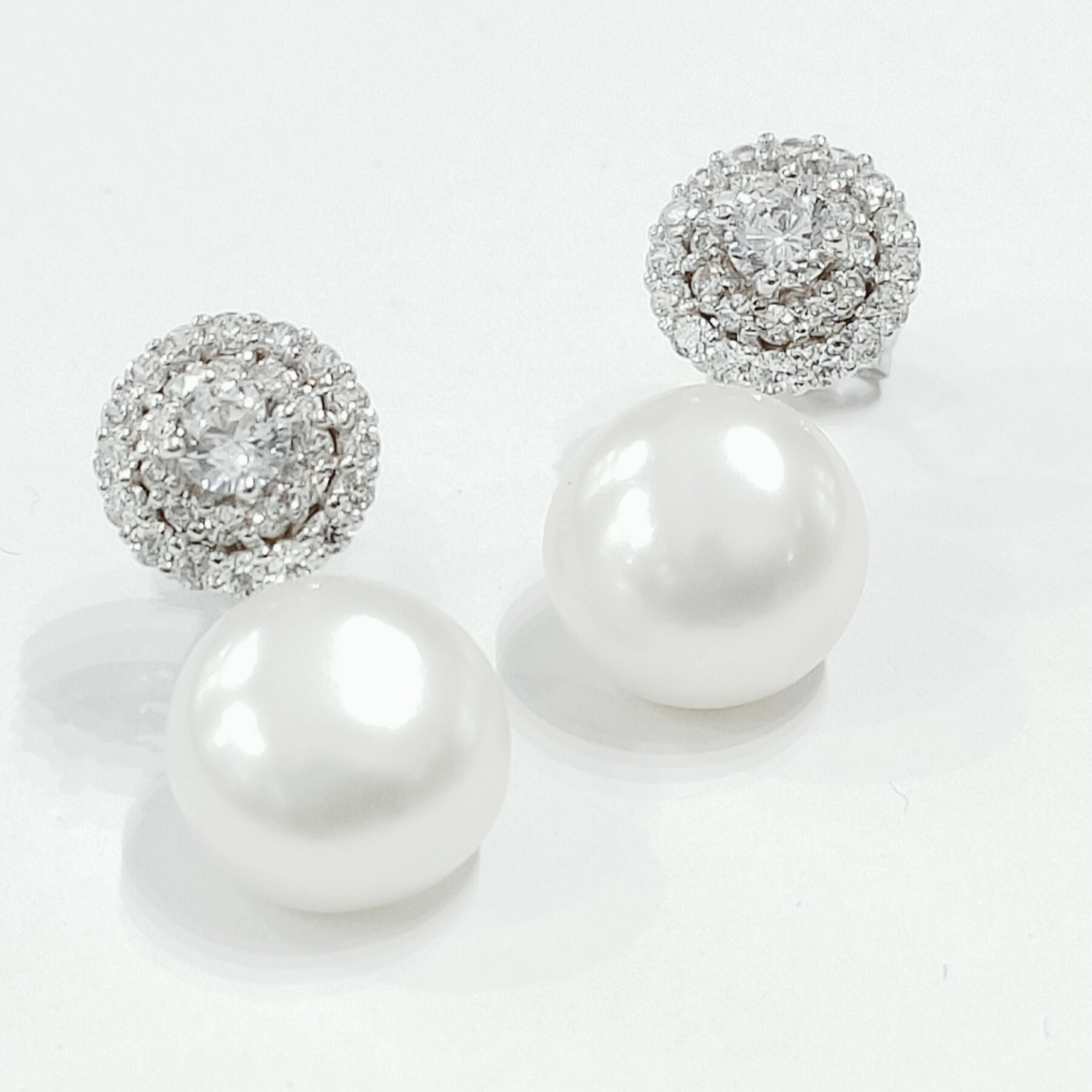 C27F32F3-1FF4-45E9-A036-29510C34B3EA