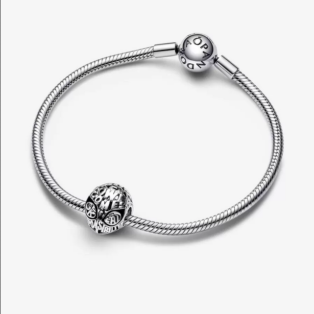 Screenshot 2022-10-28 at 20-08-47 792351C01_V5_RGB.jpg (Imagen WEBP 900 × 900 píxeles) - Escalado (68 %)