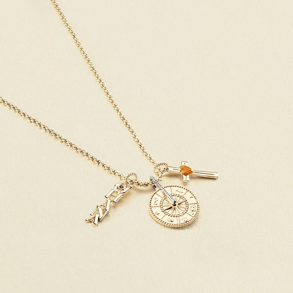 02880024-113-TU-colgante-brujula-dorada-plata-joyeria-acebo-agatha-paris-