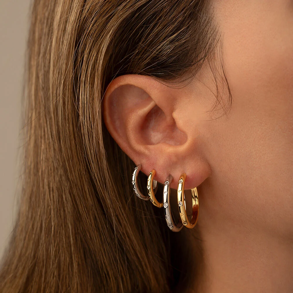 02380563-137-TU-pendientes-criolla-dorada-agatha-paris-cristal-joyeria-acebo-maria-pombo-varios