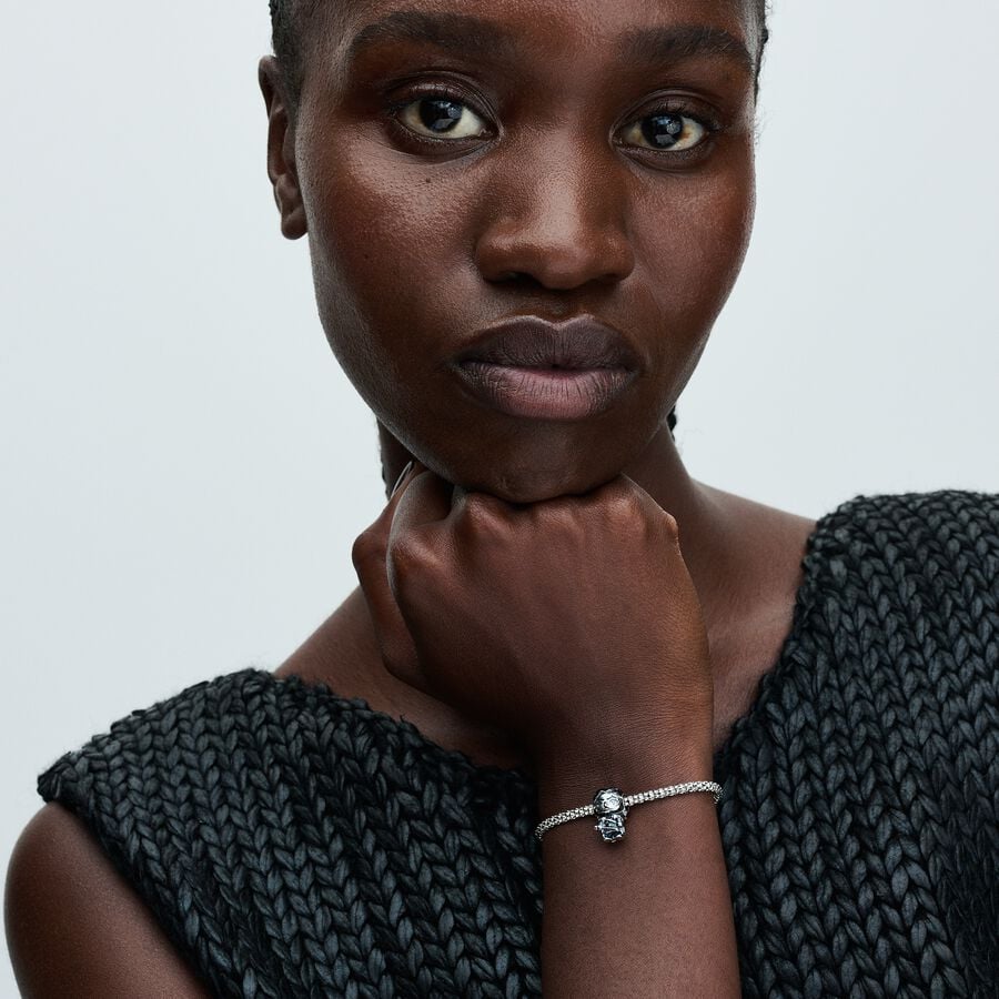 793137C01-charm-jon-snow-esmalte-plata-pandora-joyeria-acebo-2