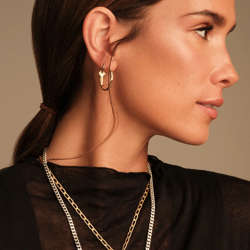 02380569-113-TU_01-piercing-aro-llave-dorada-agatha-paris-joyeria-acebo-1